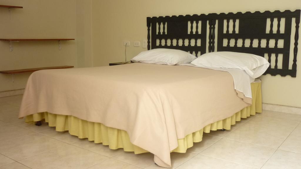 Hotel Calamo Plaza Питалито Стая снимка