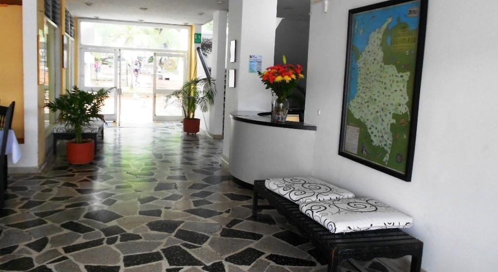 Hotel Calamo Plaza Питалито Екстериор снимка