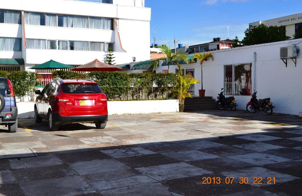 Hotel Calamo Plaza Питалито Екстериор снимка